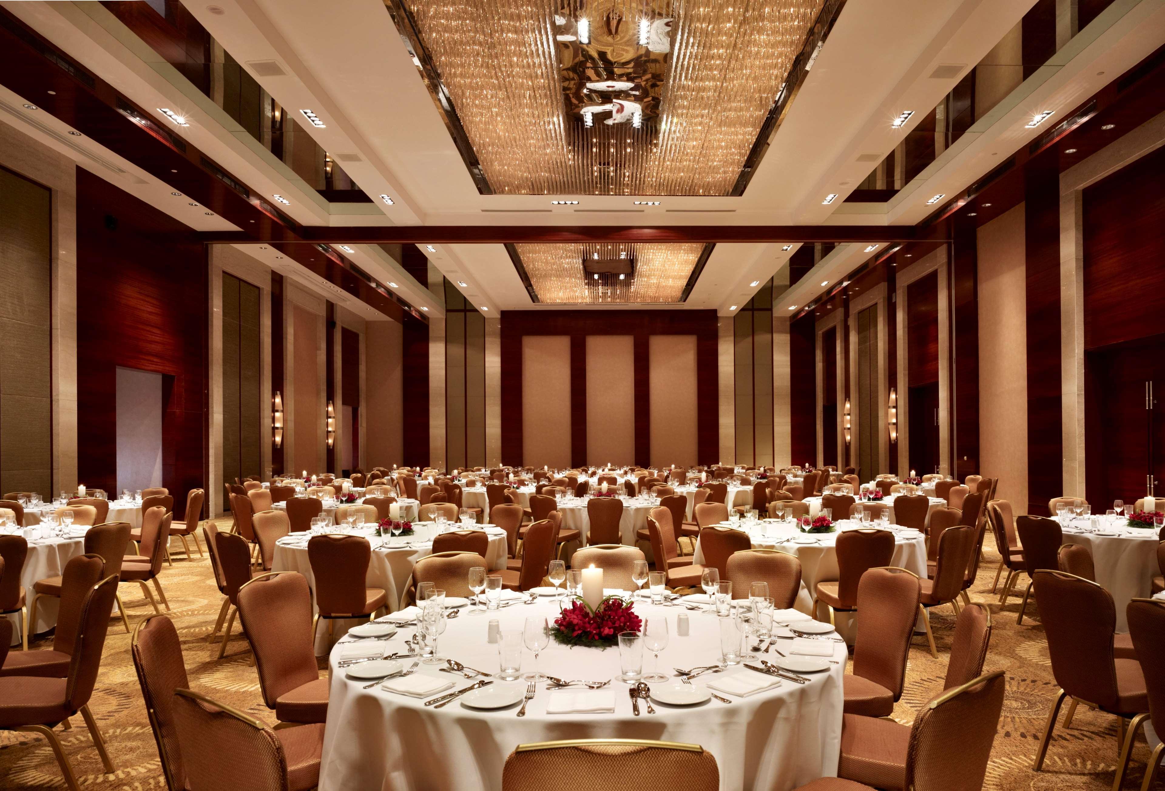 Hyatt Regency Pune Hotel & Residences Restaurant photo